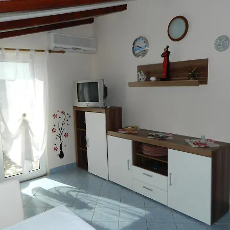 Apartment Kelly Rovinj Exterior photo