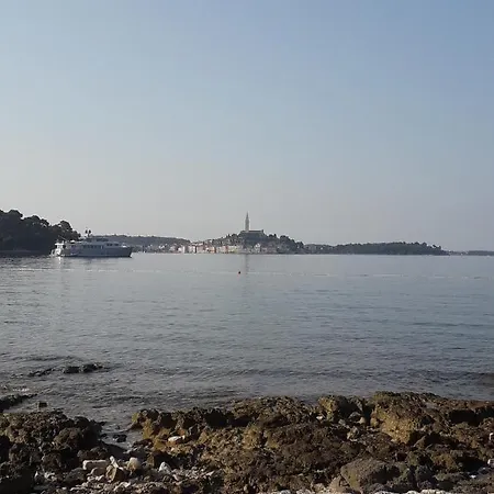 Apartment Kelly Rovinj Exterior photo