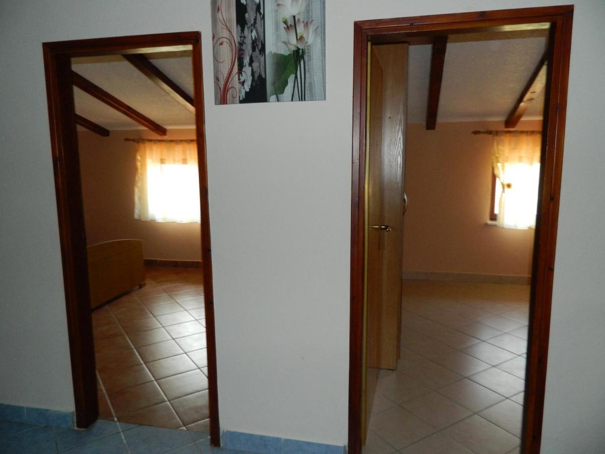 Kelly Apartment *